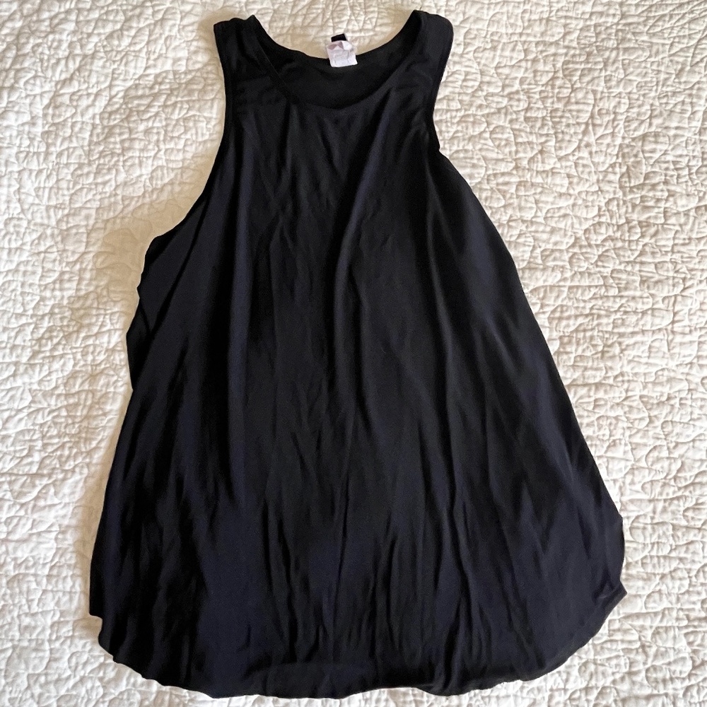 Onziie Yoga Top with Side Cutouts - Picture 1 of 5